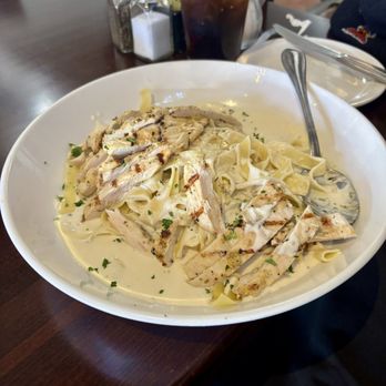 IL Posto - Chicken Alfredo - Italian Near Me - Kerrville, Texas