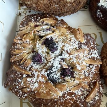 La Rue Doughnut - Blueberry almond croissant - Bakeries Near Me - Dallas, Texas La Rue Doughnut - Blueberry almond croissant - Bakeries Near Me - Dallas, Texas
