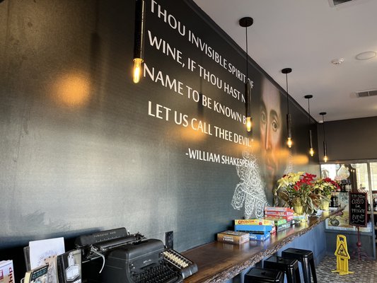 Crema & Vine by null