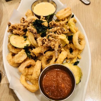 Bottiglia - Crispy Calamari. Yummy.  Great aioli - Italian Near Me - Henderson, Nevada