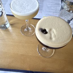 Bees knees + Expresso Martini (Tequila) Bees knees + Expresso Martini (Tequila)