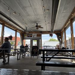 Brewfontaine - Outdoor seating