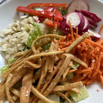 Poets Modern Cocktails and Eats - New American Near Me - Baltimore, Maryland