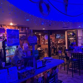 Cajun Boil Bar - the inside of a restaurant - Cocktail Bars Near Me - Reynoldsburg, Ohio