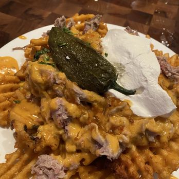 Broken Arrow Tap House - Carnitas fries - Gastropubs Near Me - Mescalero, New Mexico