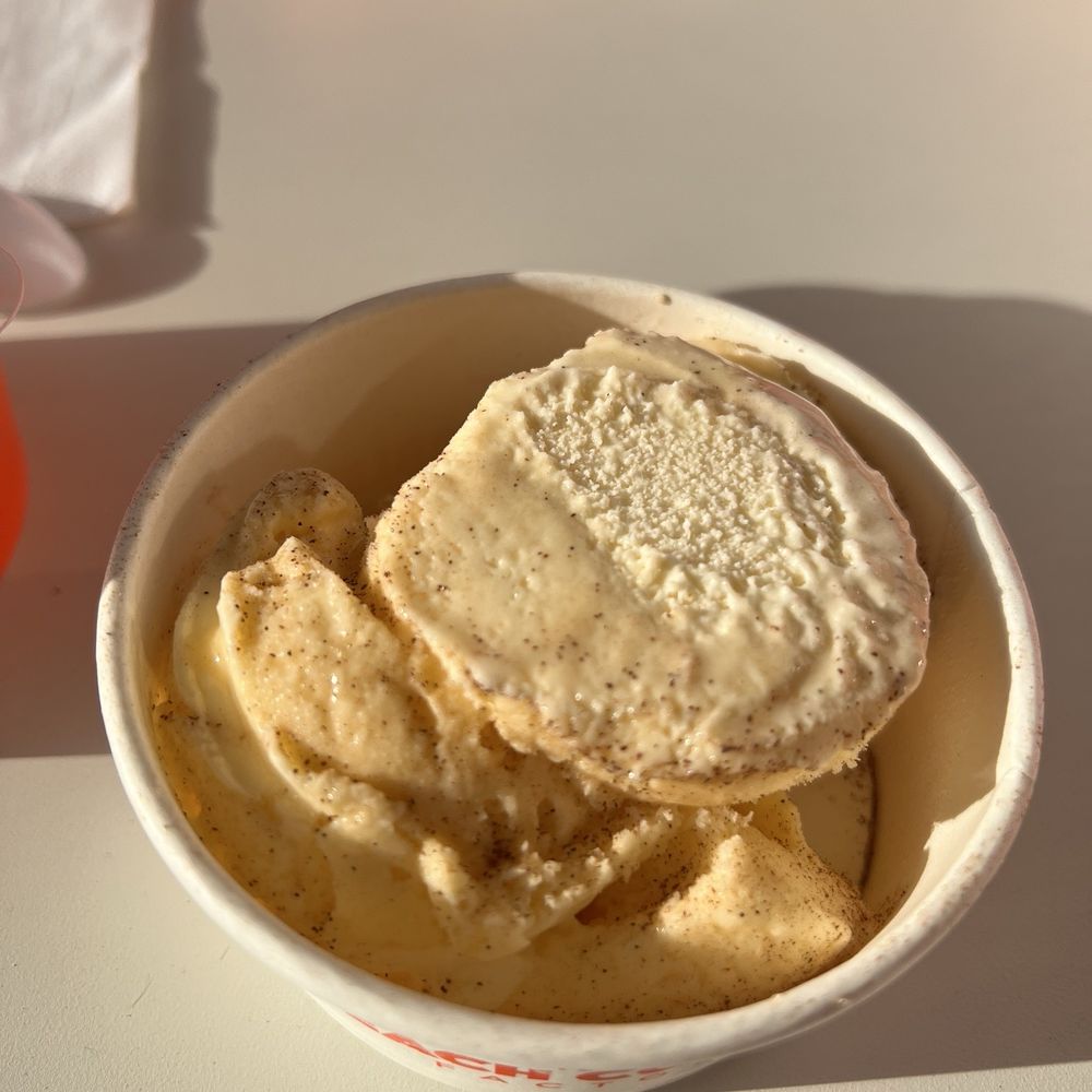The Peach Cobbler Factory - Icecream - Desserts Near Me - Stuart, Florida The Peach Cobbler Factory - Icecream - Desserts Near Me - Stuart, Florida