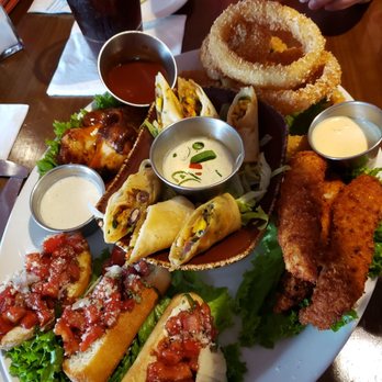 Hard Rock Cafe - Jumbo Combo - Burgers Near Me - Eivissa, PM