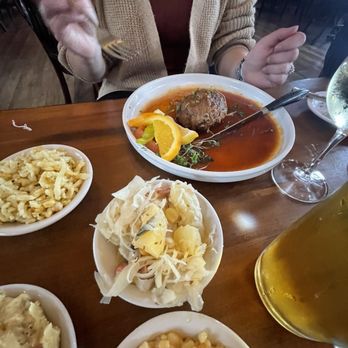 Alpine Chef Restaurant - rouladen - German Near Me - Fredericksburg, Virginia