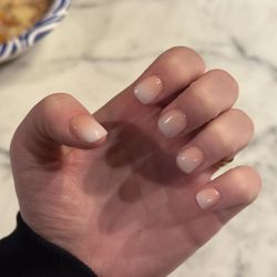 Tip Top Nails - Ombré dip nails