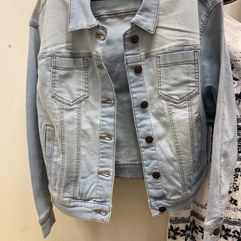 Cleo - Women's Clothing Near Me - Mississauga, Ontario