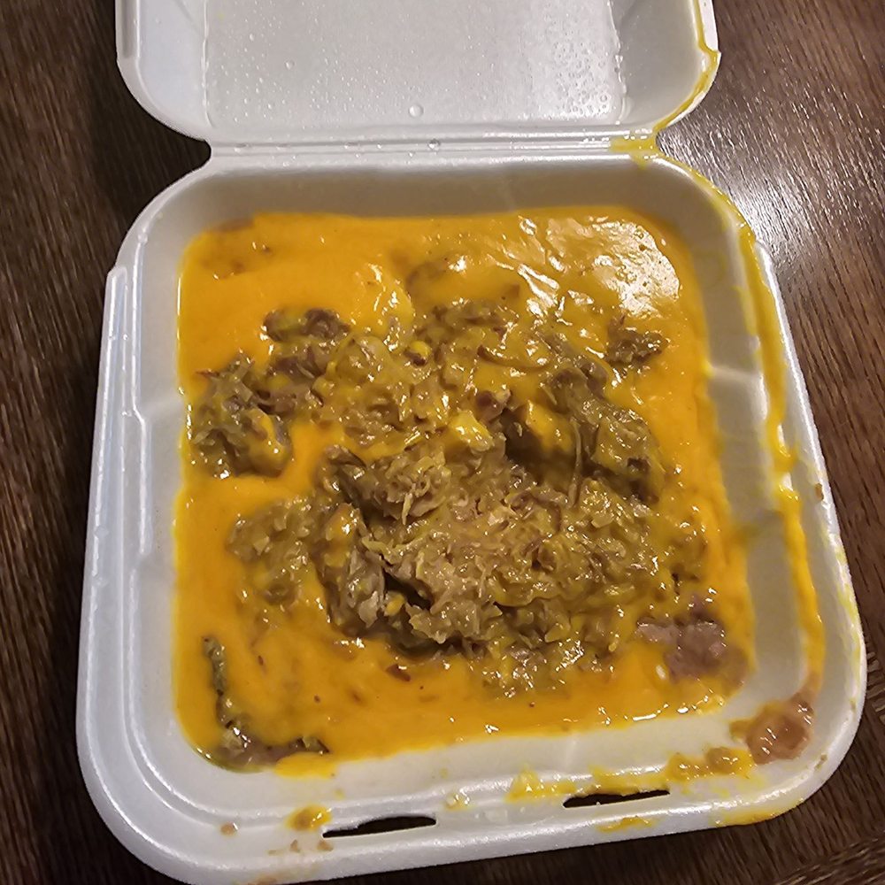Antonio's Quick Lunch - Nachos that were supposed to have "everything" on it - Mexican Near Me - Yuba City, California