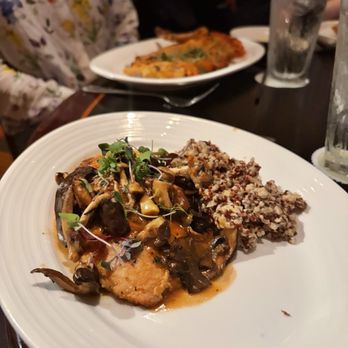 Grotto Ristorante - Pollo al Marsala - Italian Near Me - Houston, Texas Grotto Ristorante - Pollo al Marsala - Italian Near Me - Houston, Texas