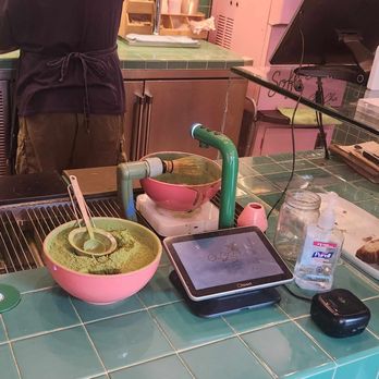 Cha Cha Matcha - I found it unsanitary that the matcha bowl is soo close to where customers speak/give their order and pay. Should have some type of partitio - Coffee & Tea Near Me - New York, New York