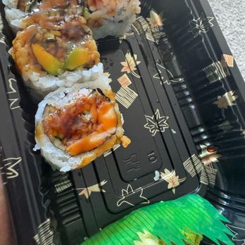 Kiku Sushi & Hibachi - Conveyor Belt Sushi Near Me - Depew, New York