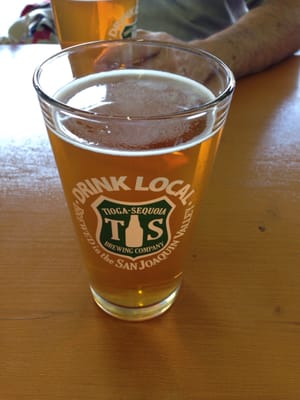 Tioga-Sequoia Beer Garden by null