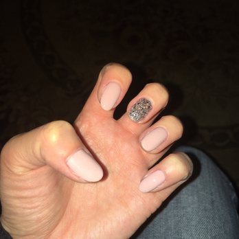 Cute Cute Nails  - Papaya whip and glitter - Nail Salons Near Me - Sacramento, California