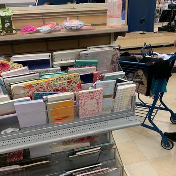 Marshalls - I've been in line for 30 minutes - Department Stores Near Me - Tracy, California