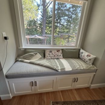 Lucio's Upholstery - Bedroom cushion, front bench - Furniture Reupholstery Near Me - San Jose, California Lucio's Upholstery - Bedroom cushion, front bench - Furniture Reupholstery Near Me - San Jose, California