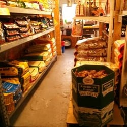 Curve Feed & Supply