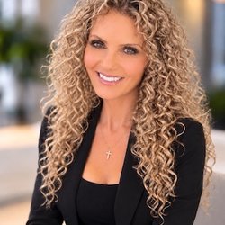 Michelle Williams Tax - Michelle Williams Profile Pic - October 2026. CEO of Michelle Williams Tax, Inc.
