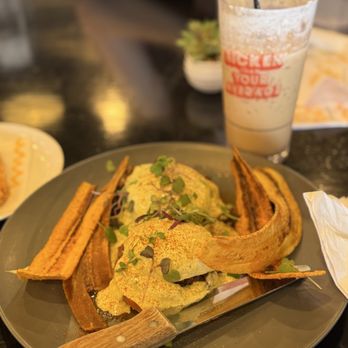 Makers & Finders - Short rib The Shorty Benny - Breakfast & Brunch Near Me - Henderson, Nevada Makers & Finders - Short rib The Shorty Benny - Breakfast & Brunch Near Me - Henderson, Nevada