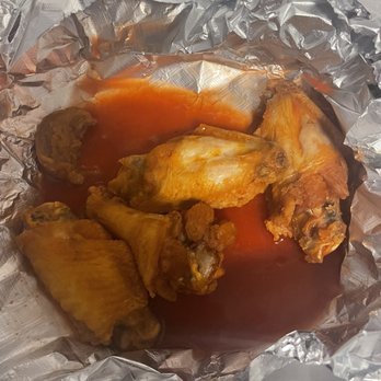 Babaka's Pizzeria - Soggy Buffalo Wings - Pizza Near Me - North Myrtle Beach, South Carolina Babaka's Pizzeria - Soggy Buffalo Wings - Pizza Near Me - North Myrtle Beach, South Carolina