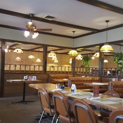 Astro's Pizza & Restaurant - Dining Area