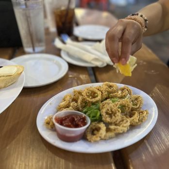 Caroline's - Fried calamari - American Near Me - Key West, Florida Caroline's - Fried calamari - American Near Me - Key West, Florida
