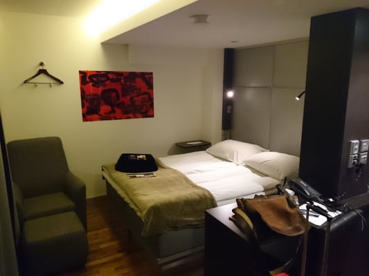 GLO Hotel Art by null