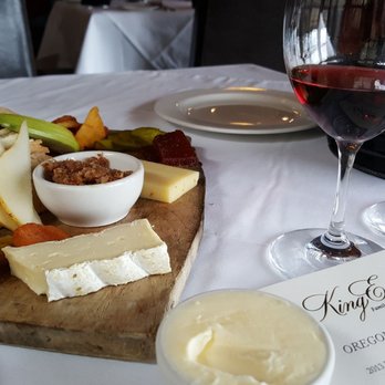 King Estate Winery - Wineries Near Me - Eugene, Oregon