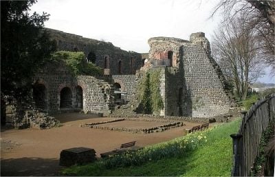 Kaiserpfalz Kaiserswerth by null