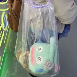 Kawaii Klaws of Valencia