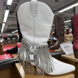 DSW Designer Shoe Warehouse