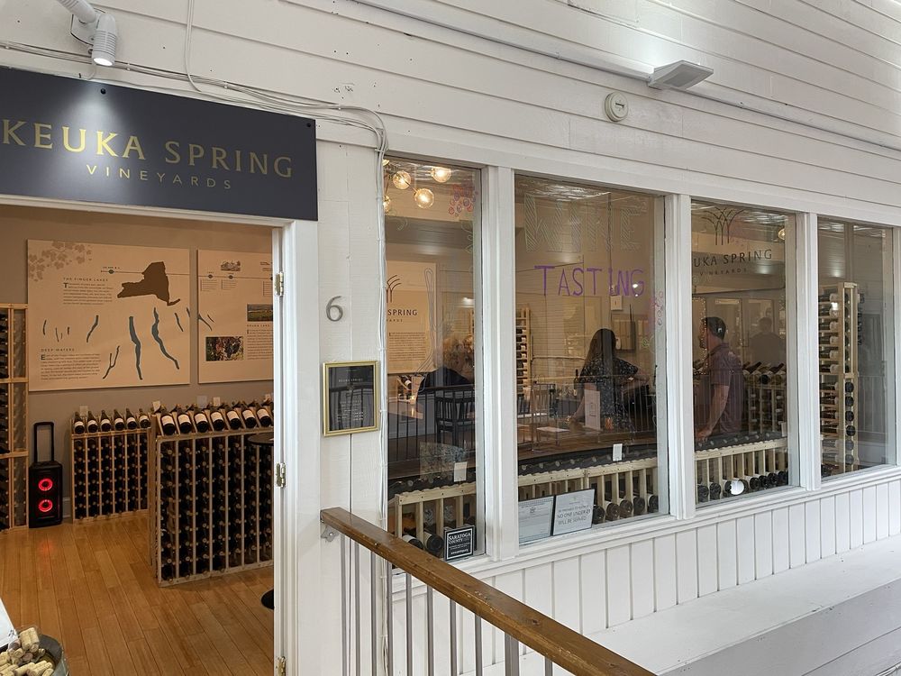 Keuka Springs Vineyards - vineyard in Saratoga Springs, NY