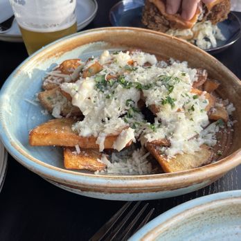 OddBird - Thin potato wedges with yummy topping - Canadian (New) Near Me - St. Catharines, Ontario