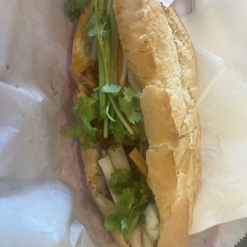 Insomnia - Lemongrass chicken banh mi - Coffee & Tea Near Me - Honolulu, Hawaii