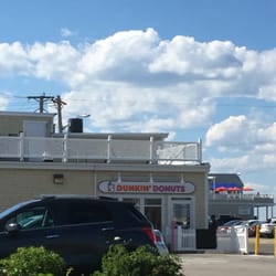 Dunkin' - Hull Dunkin Donuts -- 1 Bay Street, Hull Exterior