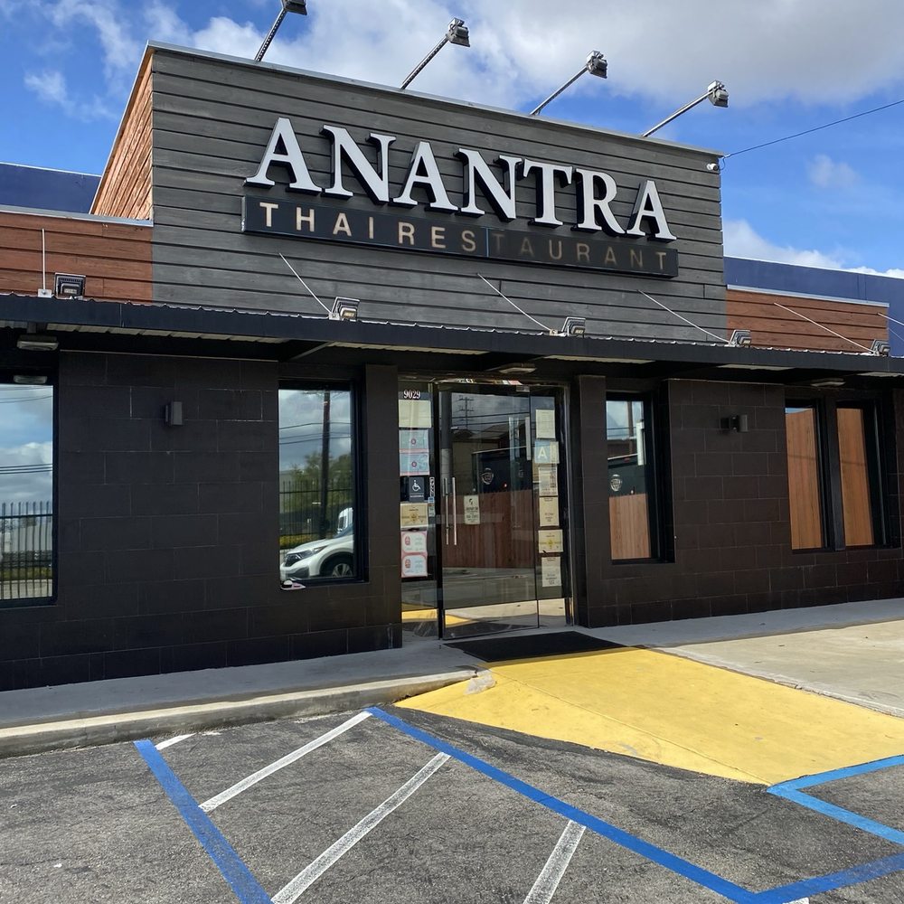 Anantra Thai Restaurant - Outside - Thai Near Me - Canoga Park, California Anantra Thai Restaurant - Outside - Thai Near Me - Canoga Park, California