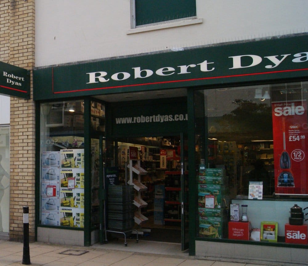 ROBERT DYAS Updated October 2024 96 Street, Brighton, United
