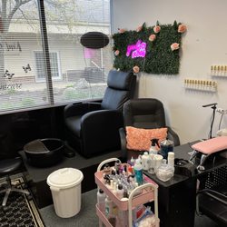 The Natural Nail Studio