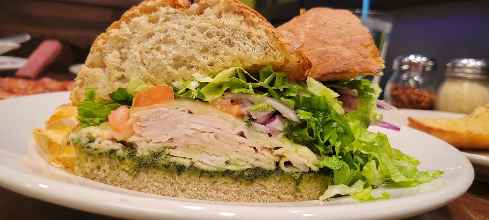 Food from Pizza Lucé