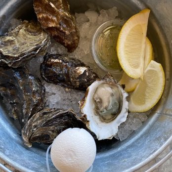 The Marshall Store - Seafood Near Me - Marshall, California