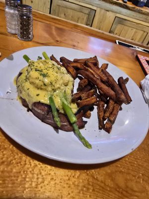 T-Joe's Steakhouse & Saloon by null