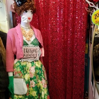 Juju's Vintage - New dressing room - Used, Vintage & Consignment Near Me - Chicago, Illinois Juju's Vintage - New dressing room - Used, Vintage & Consignment Near Me - Chicago, Illinois