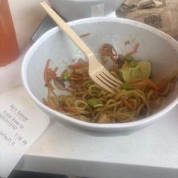 honeygrow - Create Your Own Stir-fry - Salad Near Me - Vienna, Virginia