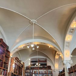 Arundel Books - (4/25/26)