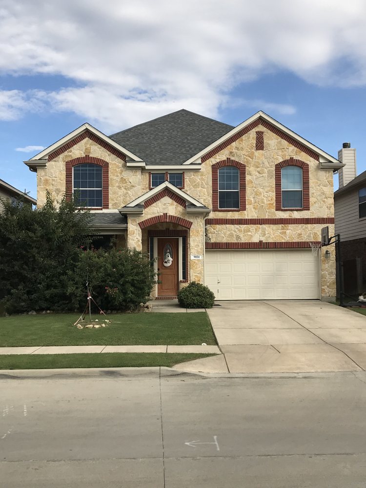 Slide of Kelley's Quality Roofing