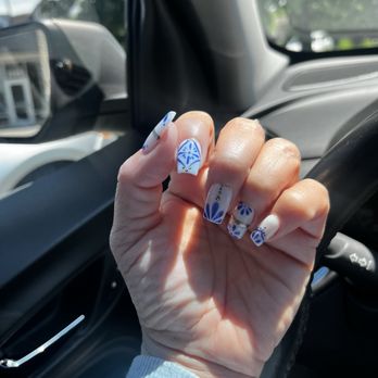 Ritz Nails - Nail Salons Near Me - Overland Park, Kansas