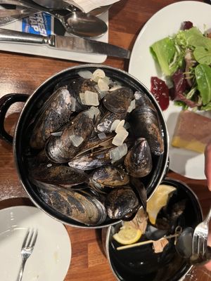 Vécu (formerly Bistro Barberet & Bakery) by null