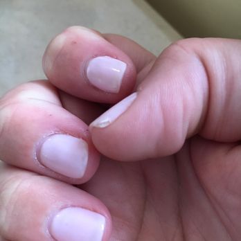 Mermaid Nails & Spa - Chipping, and wearing off after 5 days! - Nail Salons Near Me - Groton, Connecticut